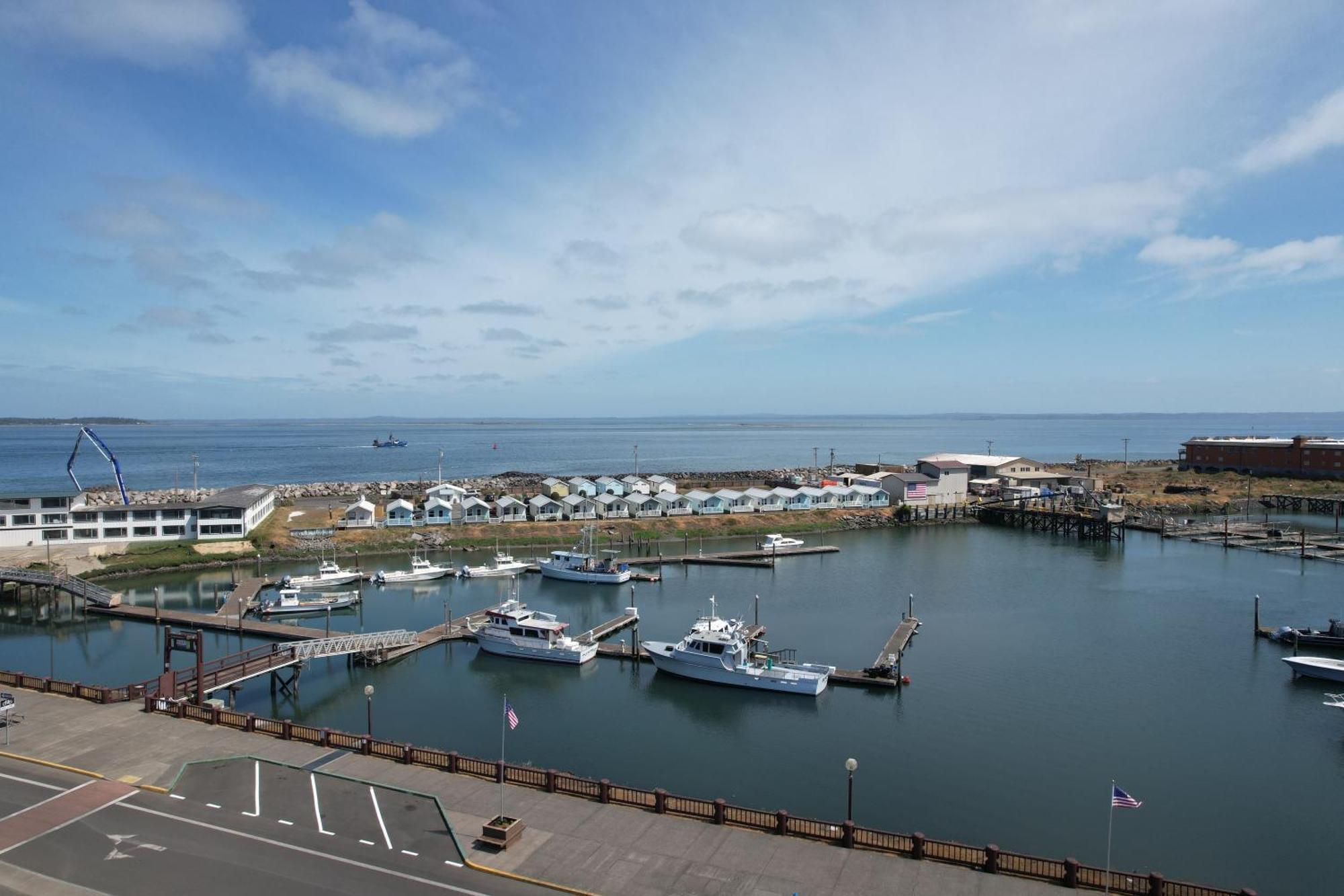 Westport Marina Cottages ภายนอก รูปภาพ